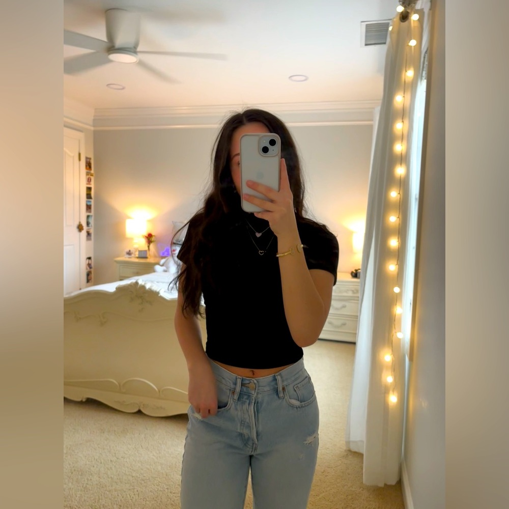 Cider Black Short Sleeve Top!😇😇